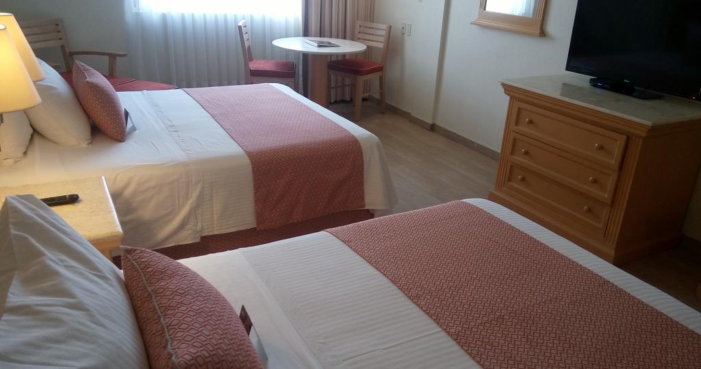 טיחואנה Hotel Palacio Azteca מראה חיצוני תמונה